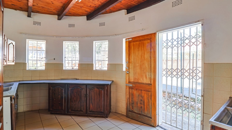 5 Bedroom Property for Sale in Protea Park North West